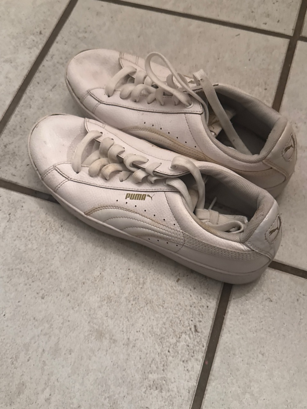 Puma White Low-Top Sneakers with Gold Accent